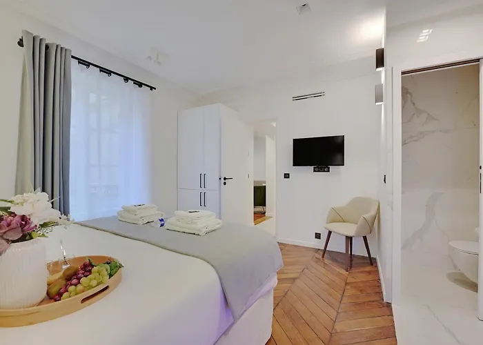 Hotel Cmg - Gare Saint Lazare Paris