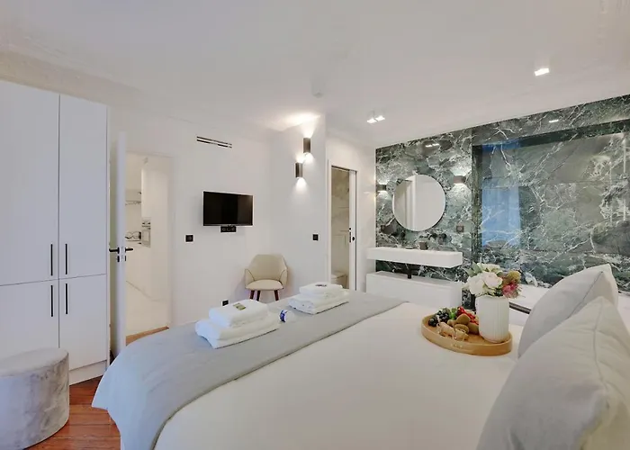 Cmg - Gare Saint Lazare Hotel